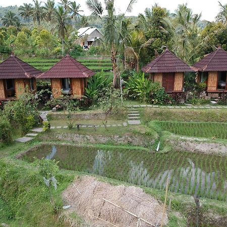 Puri Sunny Camp Villa Munduk Exteriör bild