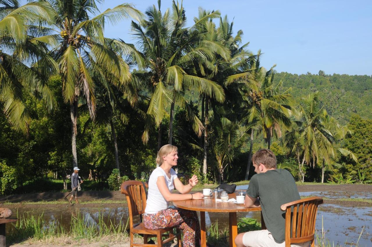 Puri Sunny Camp Villa Munduk Exteriör bild