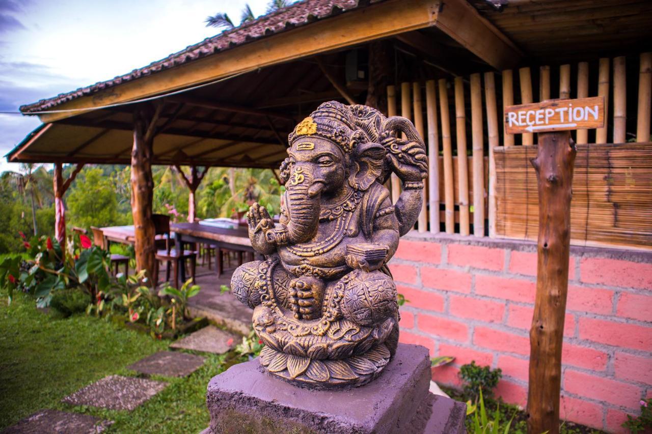 Puri Sunny Camp Villa Munduk Exteriör bild